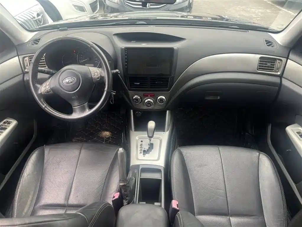 Subaru Forester 2010 2.0XS Automatic Luxury Edition фото 8