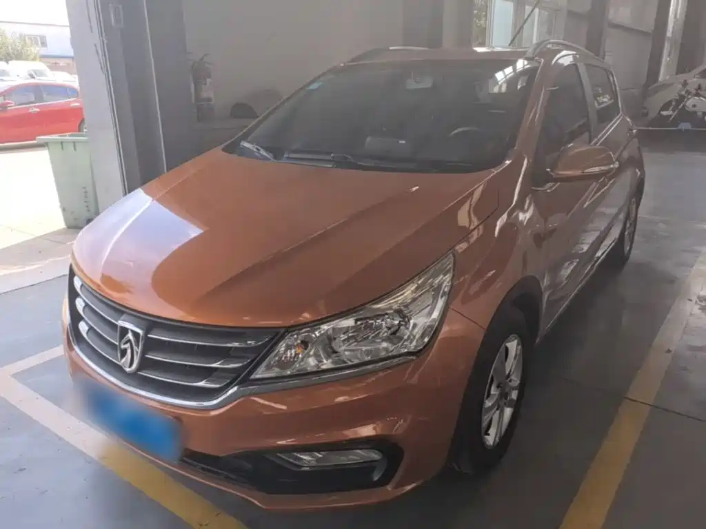 Baojun 310 2017 2016 1.2L Manual Luxury Type