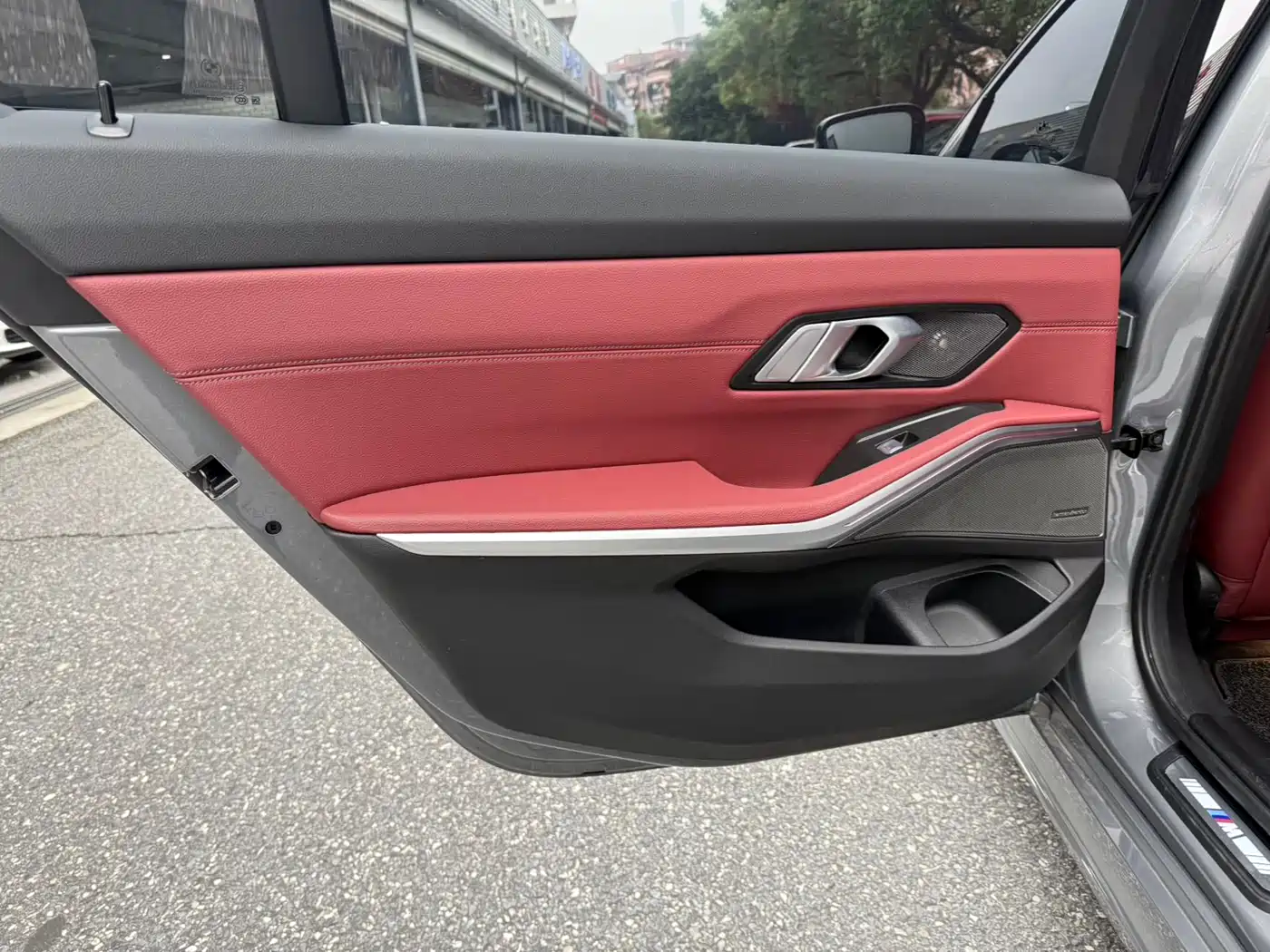 BMW 3 Series 2023 325Li M Sport Black Night Package фото 16