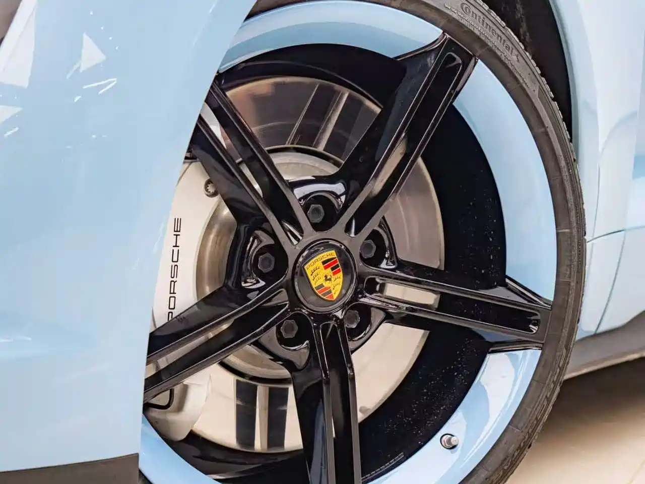 Porsche Taycan 2019 Taycan 4S фото 11