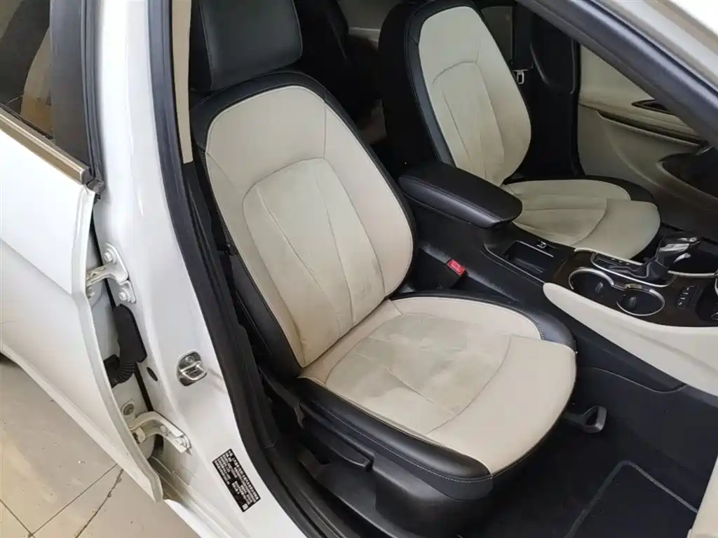 Buick Verano 2019 Sedan 15S Auto Leading фото 25