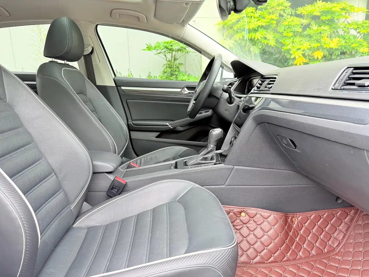 Volkswagen Lamando 2019 280TSI DSG Luxury Edition China V фото 19