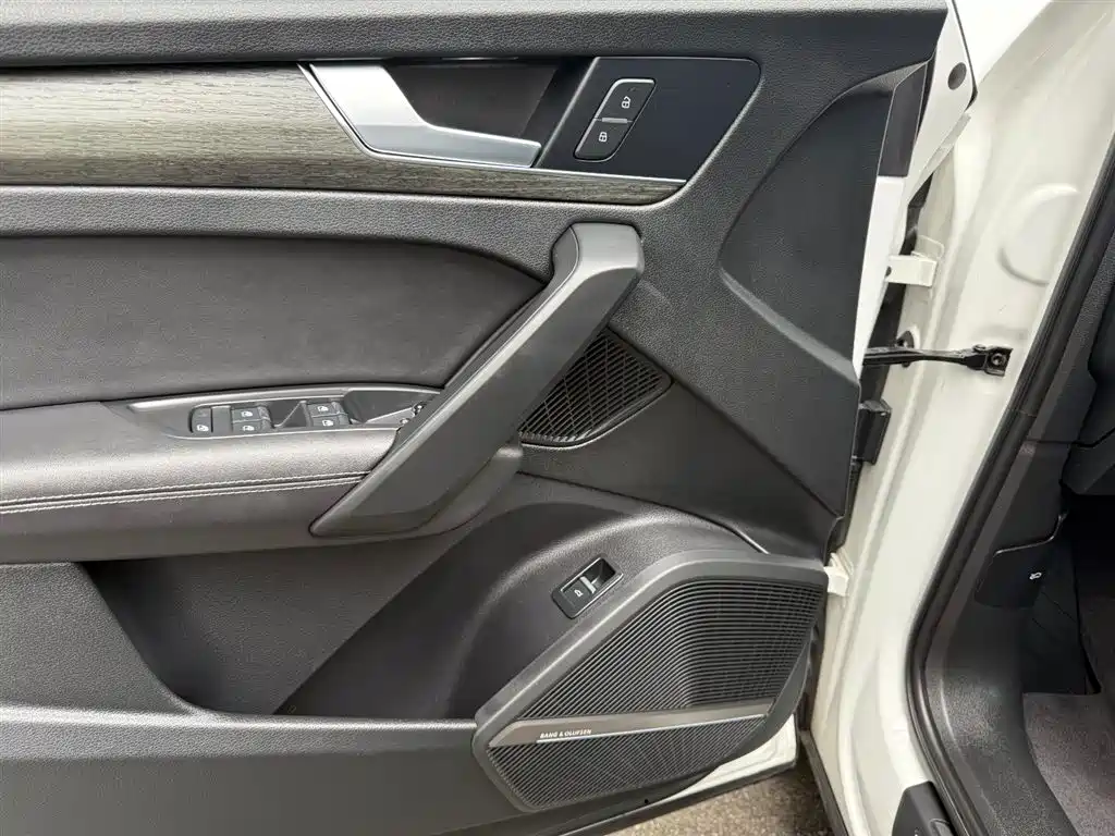 Audi Q5L 2018 45 TFSI Exclusive Elegance China VI фото 11