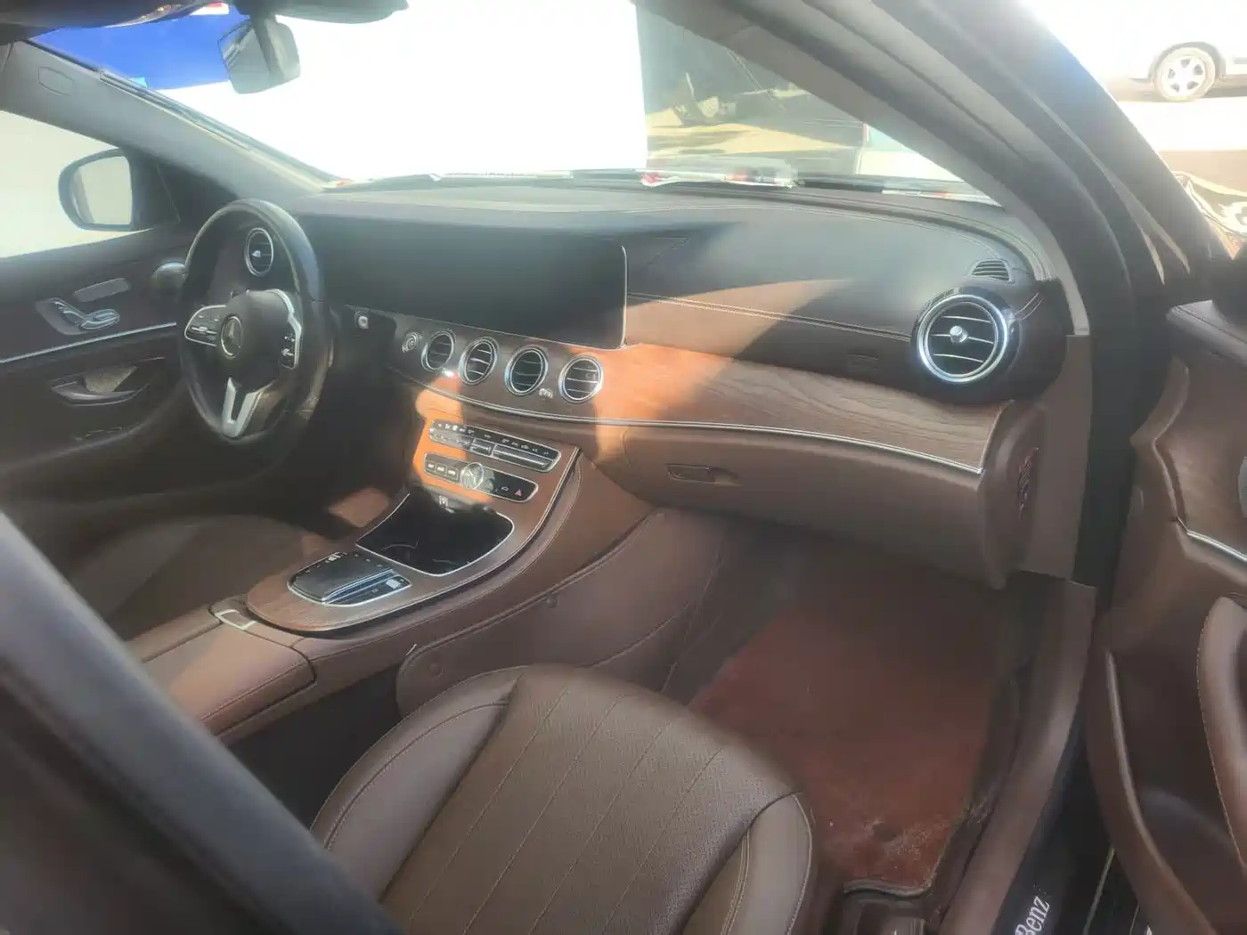Mercedes-Benz E-Class 2020 E 300 L Fashion фото 5
