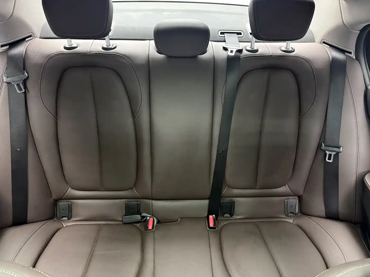 BMW 1 Series 2021 120i M Sport Shadow Edition фото 14