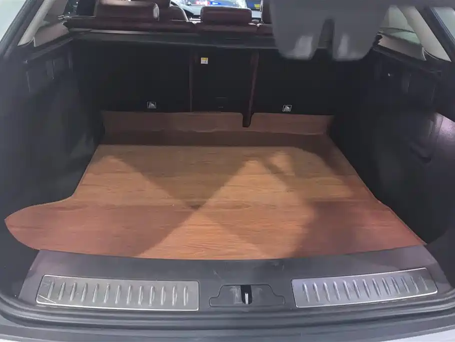 Land Rover Range Rover Velar 2019 250PS фото 4