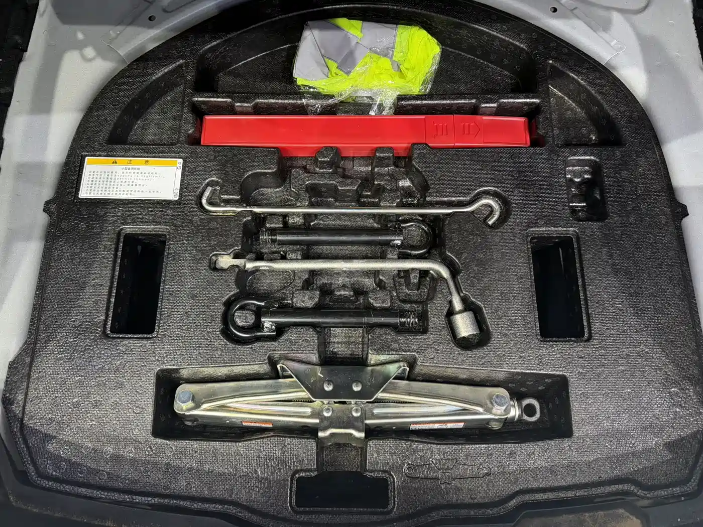 Toyota Corolla 2021 TNGA 1.5L CVT GR SPORT Edition фото 18