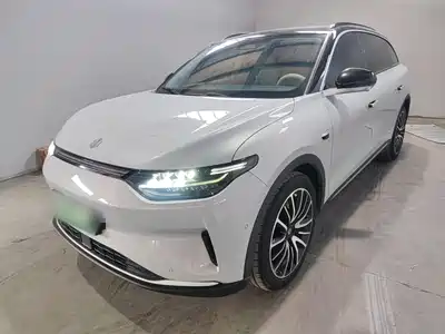 Leapmotor C11