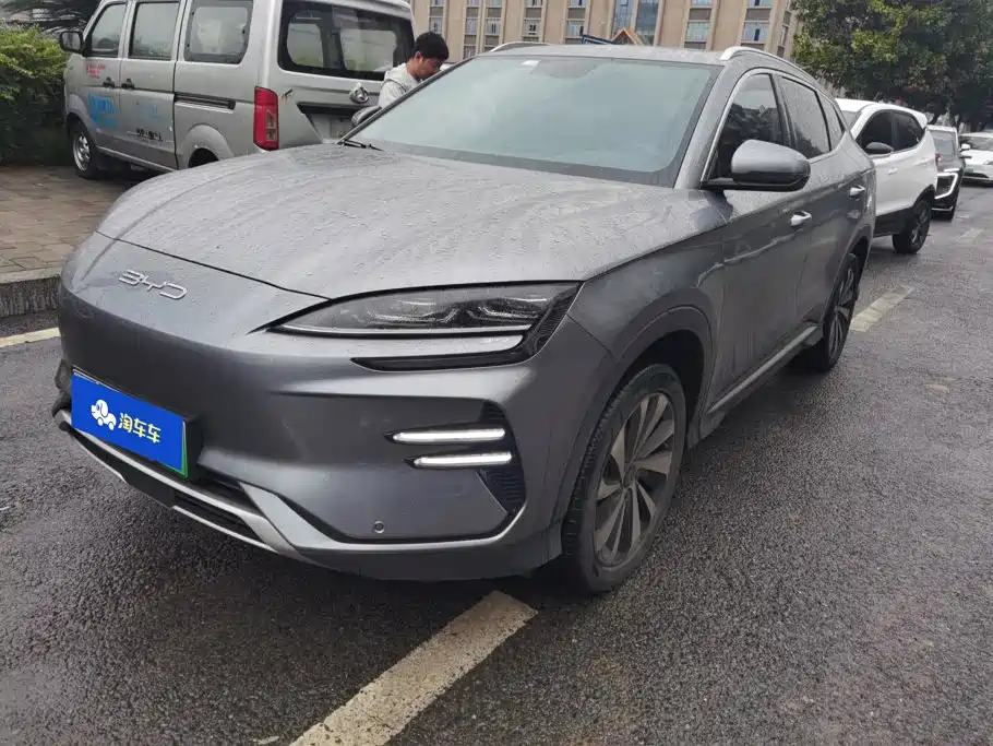 Photo 1 - BYD Song PLUS PHEV