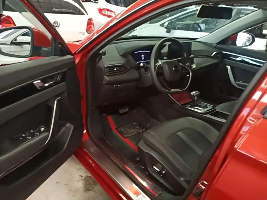 Dongfeng Aeolus Yixuan 2020 2020 230T Automatic Dazzle Edition