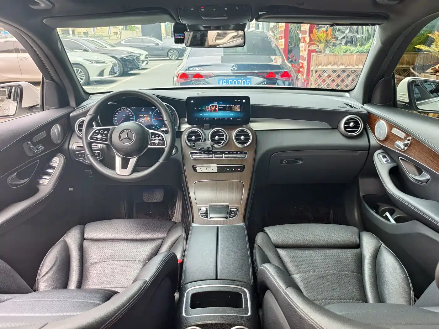 Mercedes-Benz GLC 2021 GLC 300 L 4MATIC Sporty фото 19