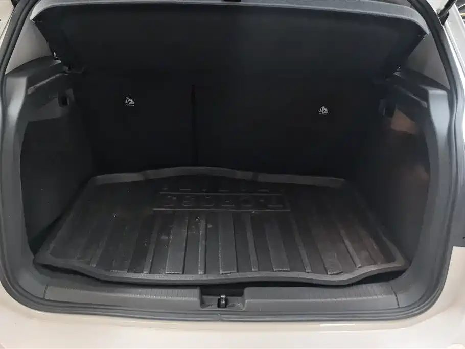 Volkswagen T-Cross 2019 280TSI DSG Luxury Edition фото 4