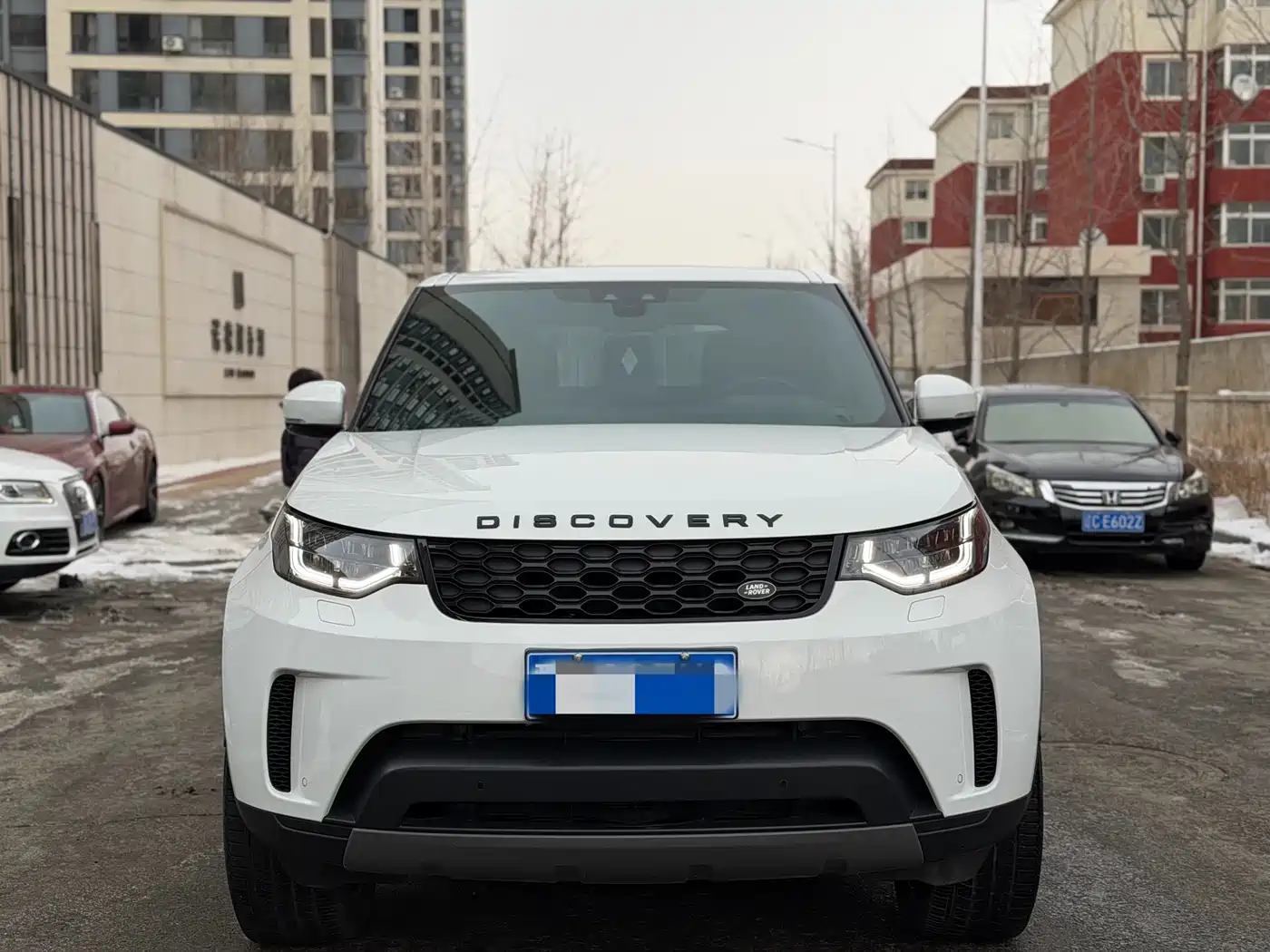 Land Rover Discovery 2020 3.0 SC V6 SE фото 2