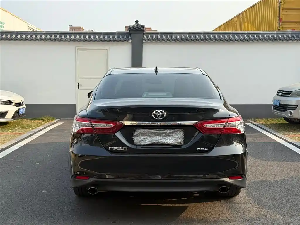 Toyota Camry 2021 2.5G Luxury Edition фото 8