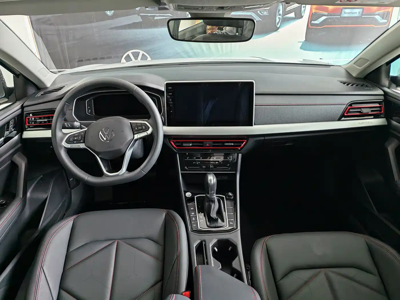 Volkswagen Lavida 2024 Model 300TSI DSG Starlight Leading Edition фото 7