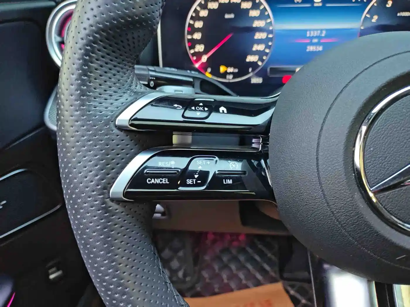 Mercedes-Benz C-Class 2022 C 260 L Sport Edition фото 13