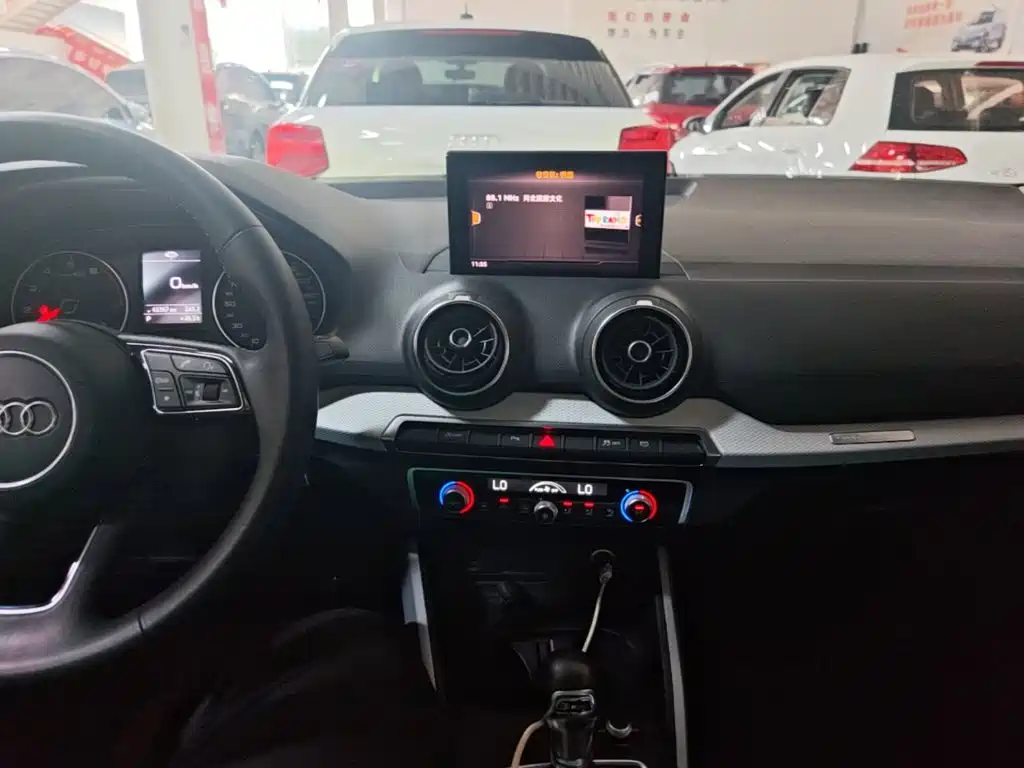 Audi Q2L 2019 2018 35 TFSI Fashion Elegance China VI