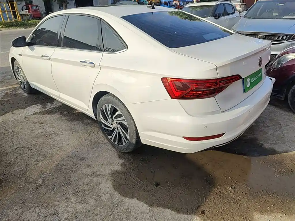 Volkswagen Sagitar 2021 280TSI DSG Surpassing Edition фото 5