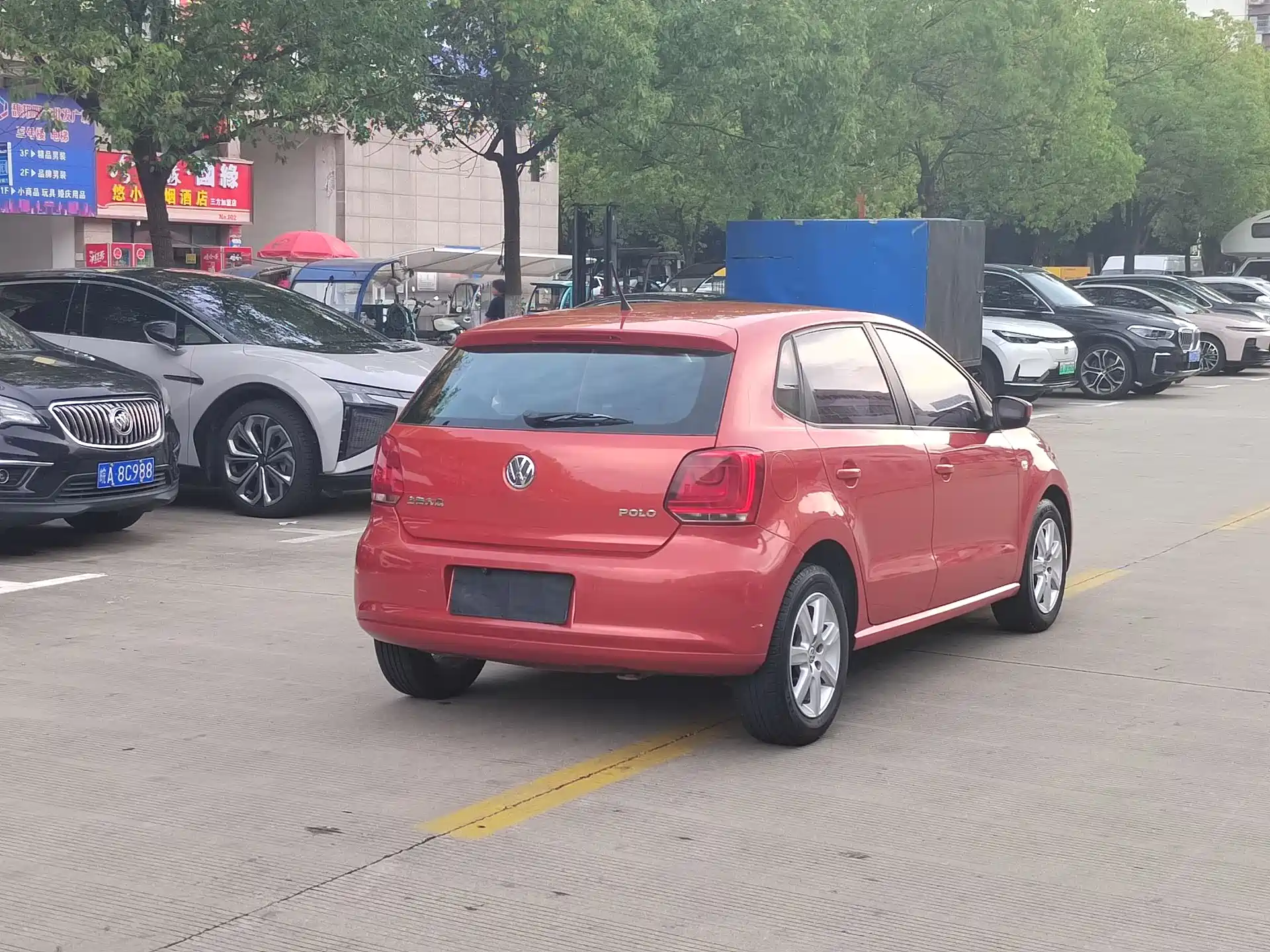 Photo 7 - Volkswagen Polo