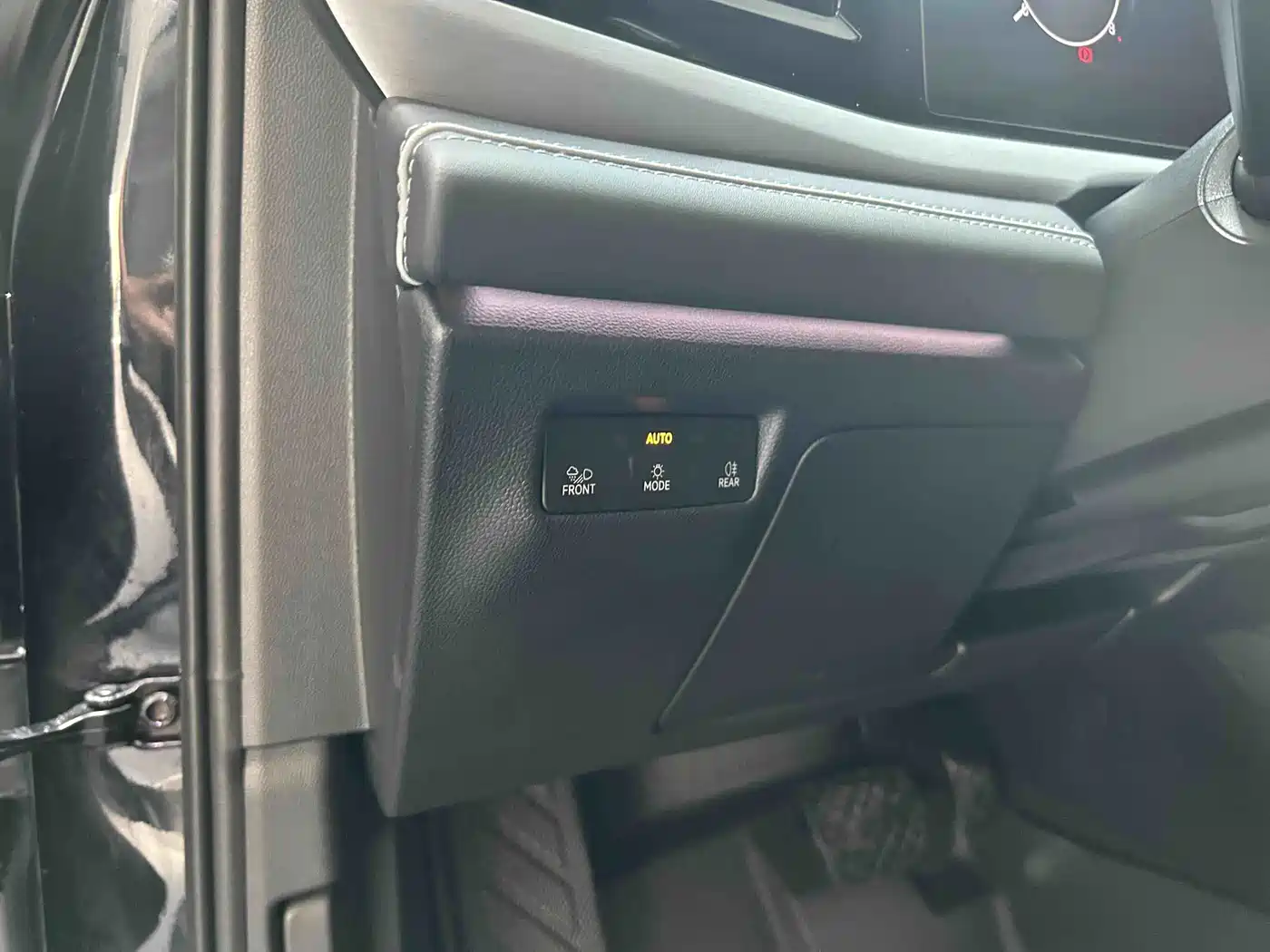 Volkswagen Passat 2026 2025 Pro 380TSI Dragon Fortune Edition