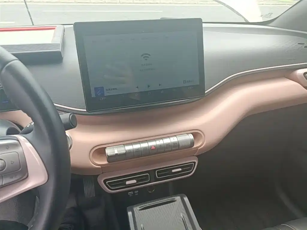 BYD Seagull 2024 Glory Edition 305km Freedom Edition фото 13