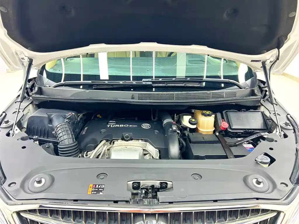 Buick GL8 2018 ES 28T Flagship Type China VI фото 20