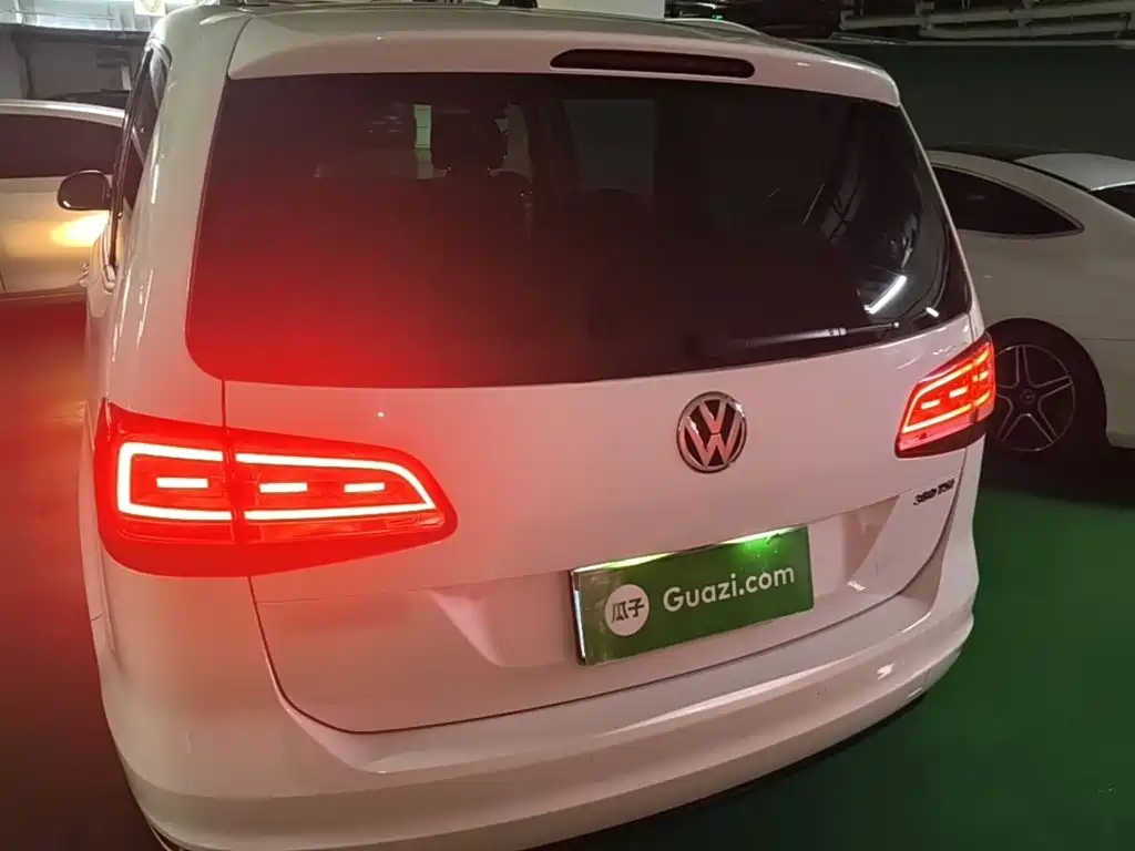 Volkswagen Sharan 2018 2018 380TSI Comfort 7-Seater