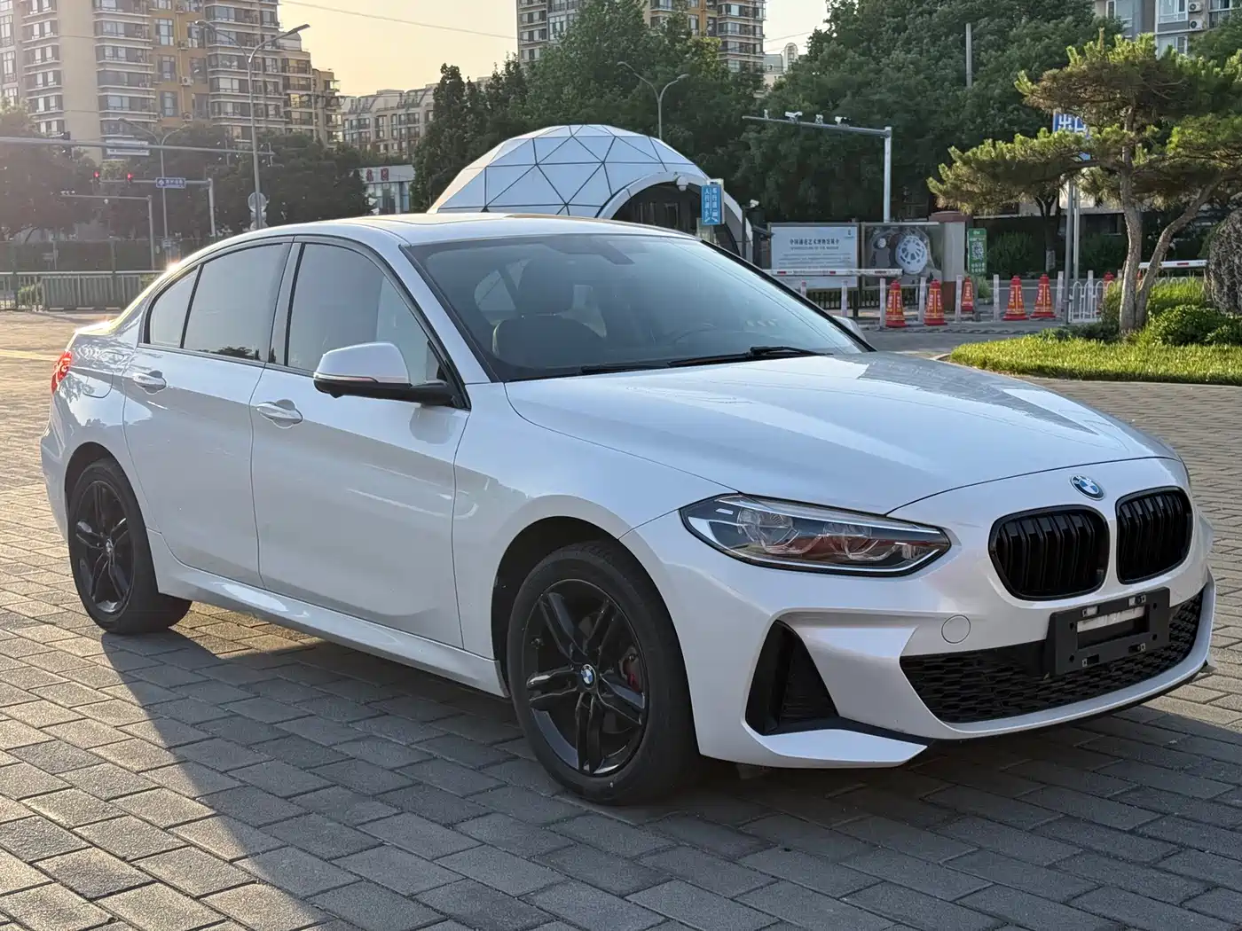 BMW 1 Series 2020 Model 120i M Sport Package фото 3