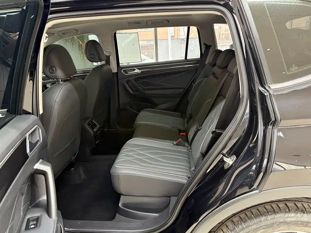 Volkswagen Tiguan L 2023 280TSI 2WD Trend Limited Edition фото 18