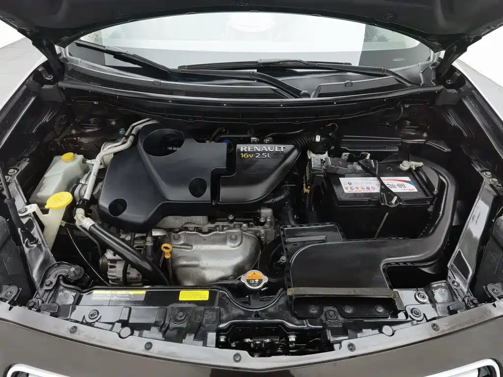 Renault Koleos (Import) 2013 2013 2.5L 4WD Comfort Edition