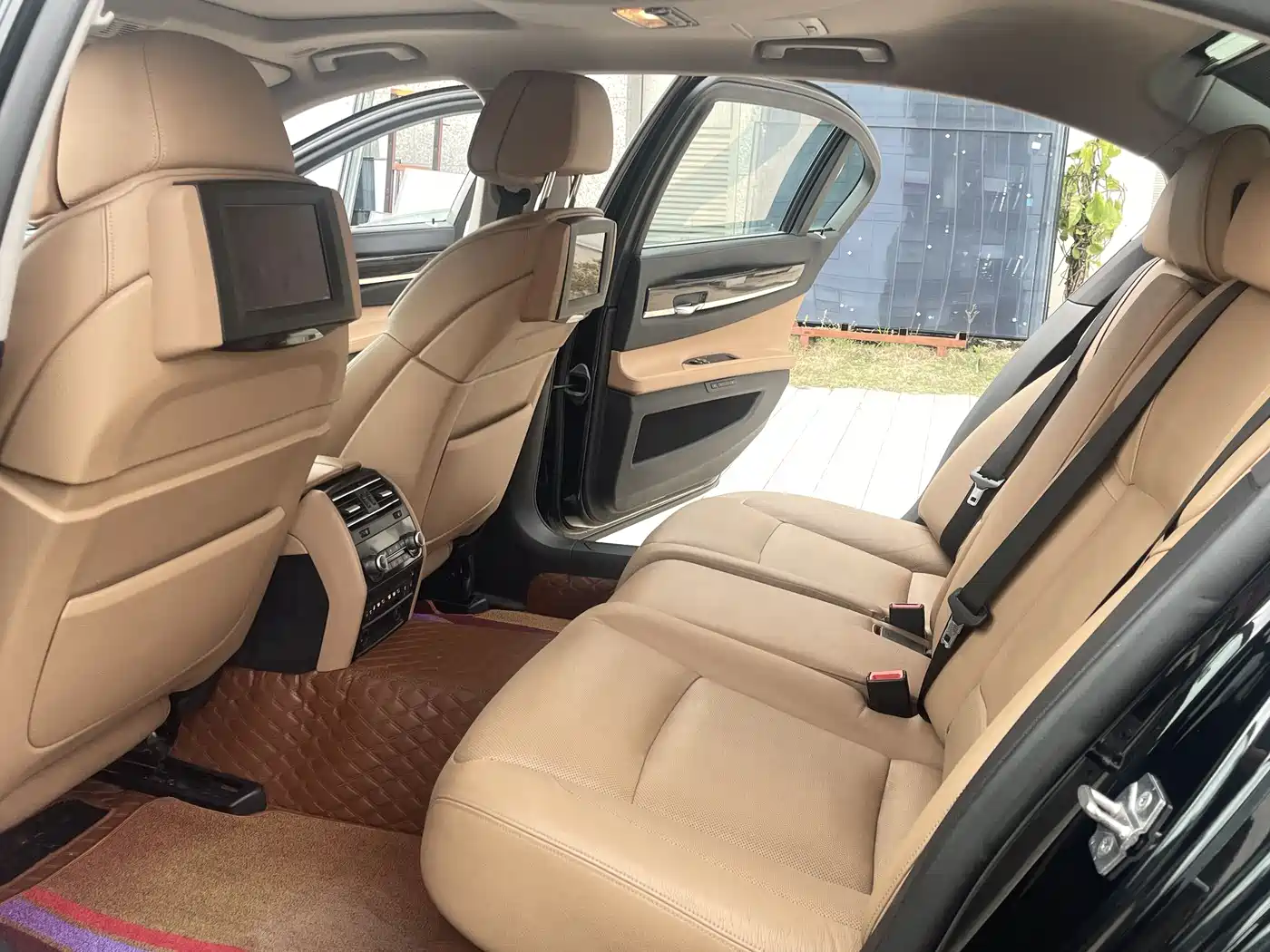 BMW 7 Series 2013 Model 730Li Luxury фото 9