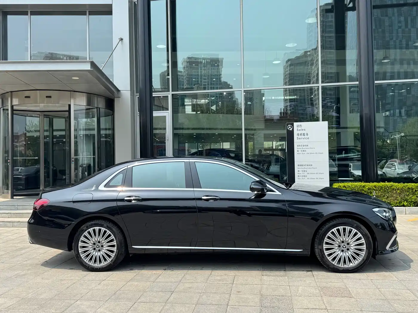 Mercedes-Benz E-Class 2021 E 300 L Fashion фото 11