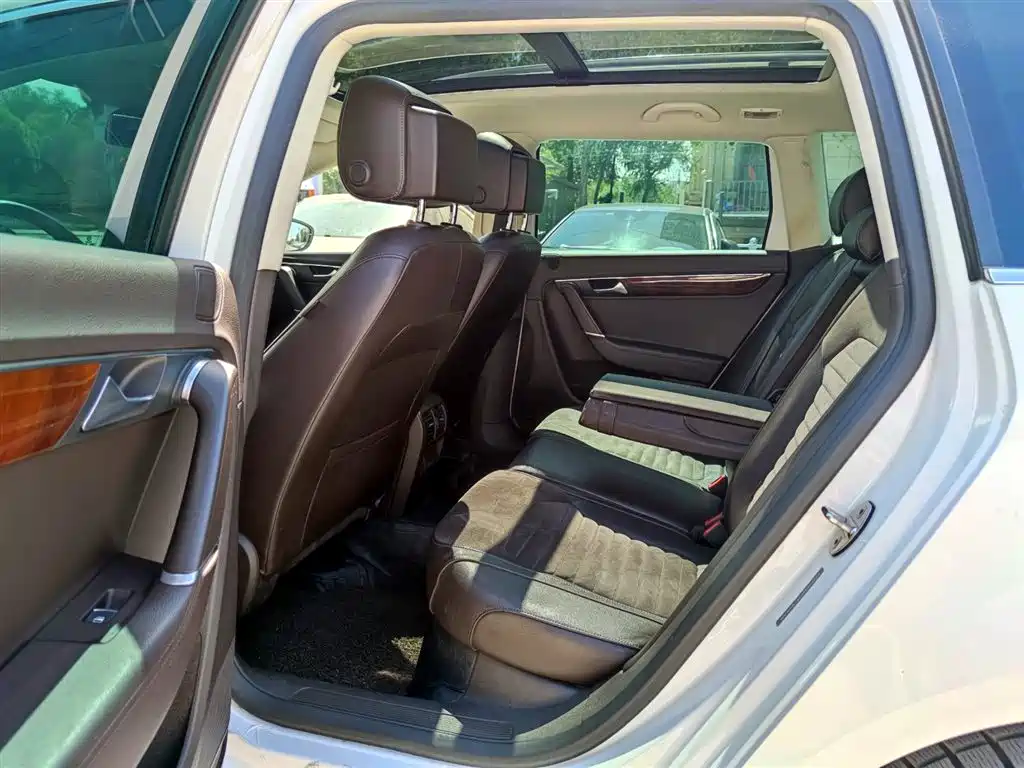 Volkswagen Magotan (Import) 2015 2015 Wagon 2.0TSI Comfort