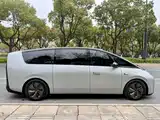 Фото 4 - Li Auto MEGA