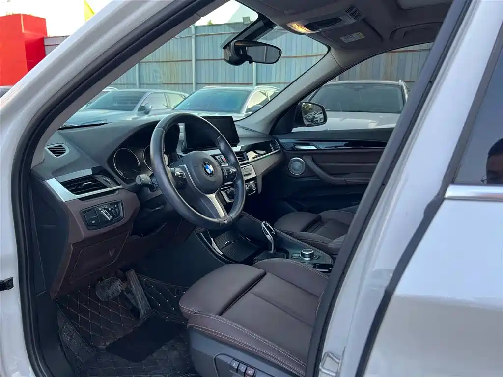 BMW X1 2021 sDrive20Li Exclusive фото 11
