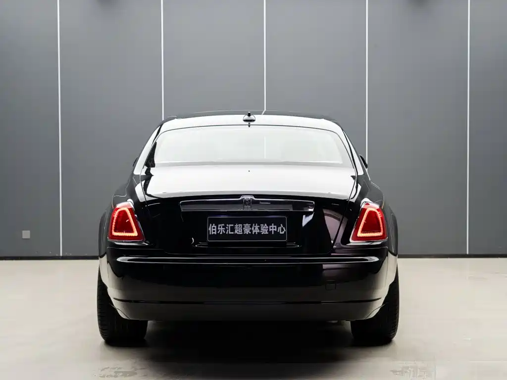 Rolls-Royce Ghost 2018 2018 6.6T Long Wheelbase Edition