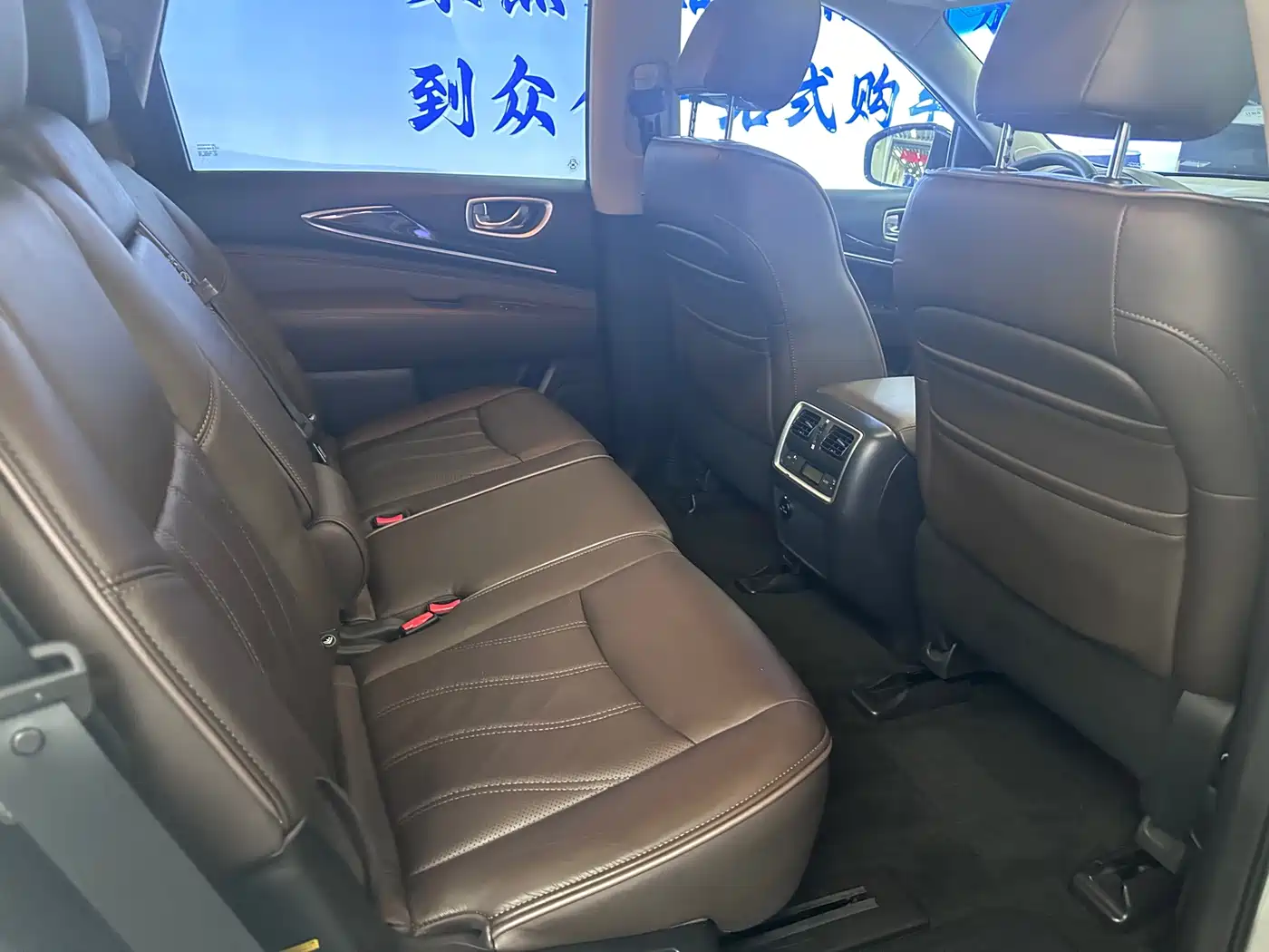 Infiniti QX60 (Import) 2015 2014 Model 2.5 S/C Hybrid 2WD Excellence Edition