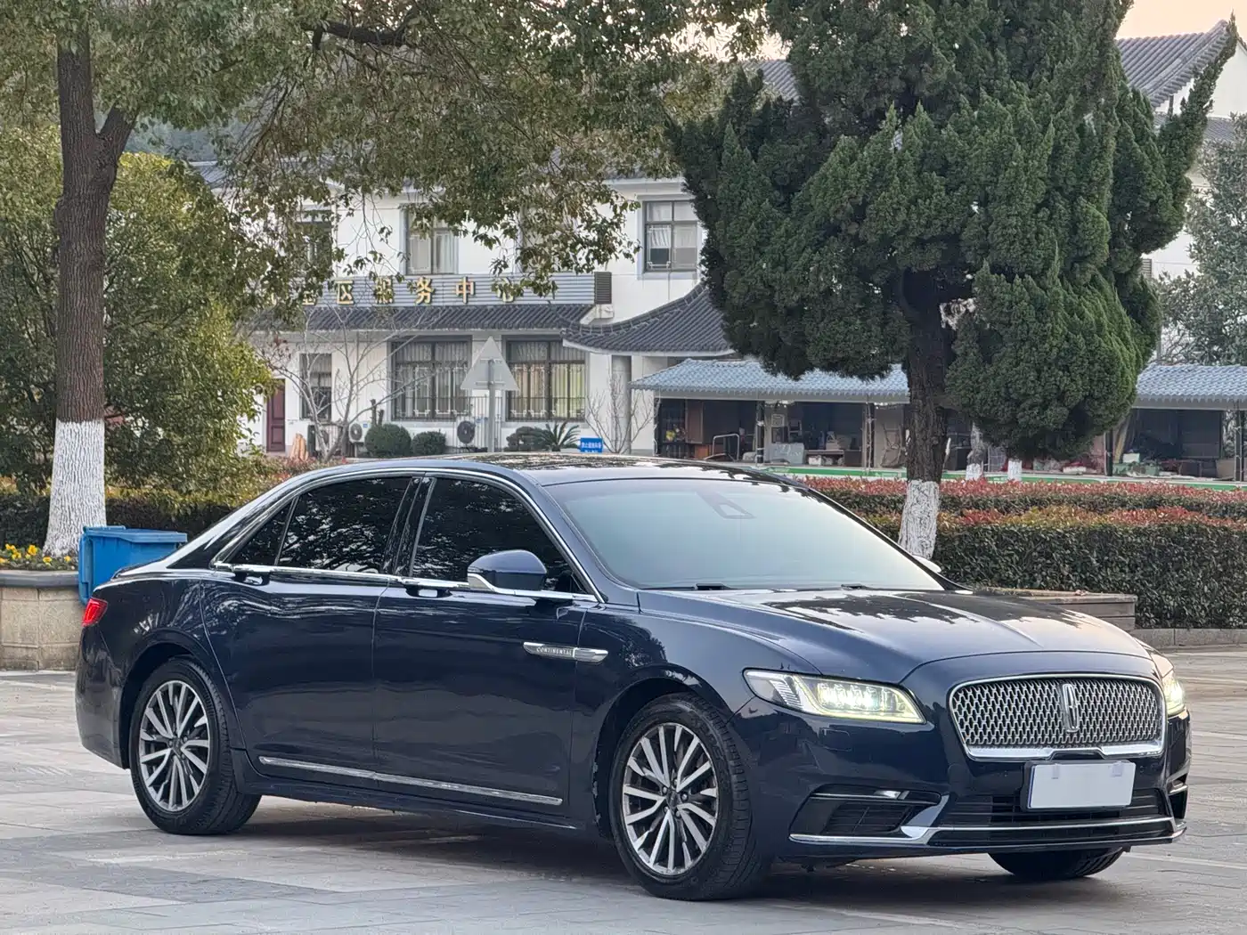 Lincoln Continental 2017 2.0T 2WD Elegance Edition фото 3