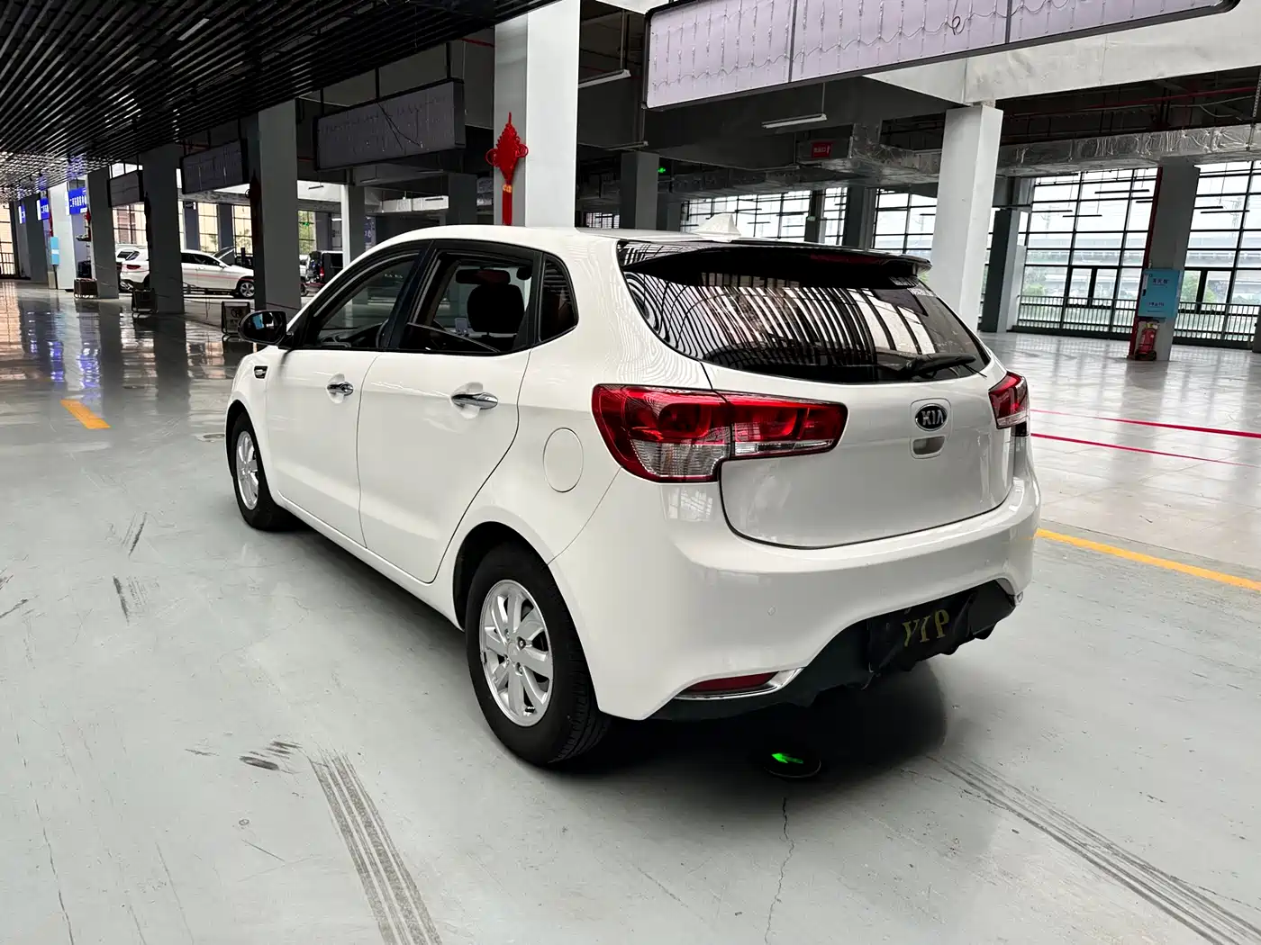 Kia K2 2015 Hatchback 1.4L AT GLS Cool Edition фото 5