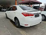 Фото 5 - Toyota Corolla
