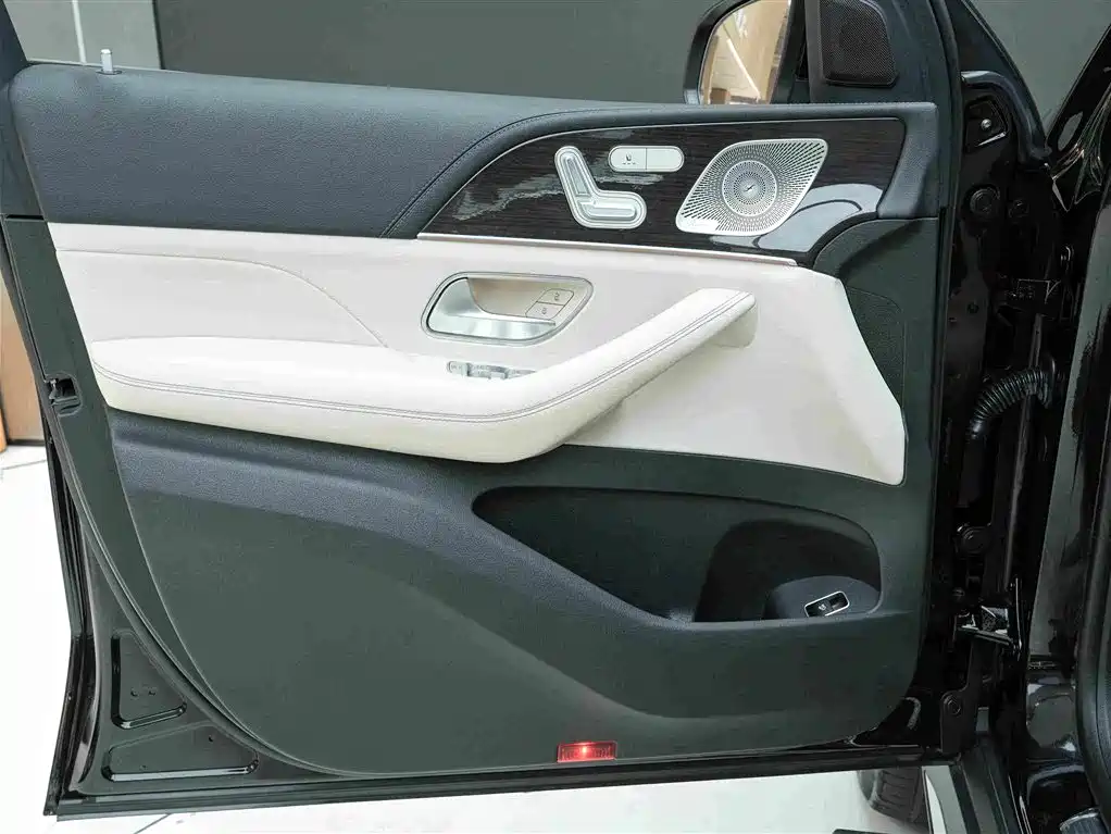 Mercedes-Benz GLS 2023 2022 Second Facelift GLS 450 4MATIC Fashion