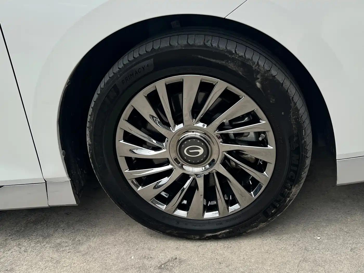 GAC Trumpchi Trumpchi M8 2023 Model Master Series Hybrid Royal Edition фото 30