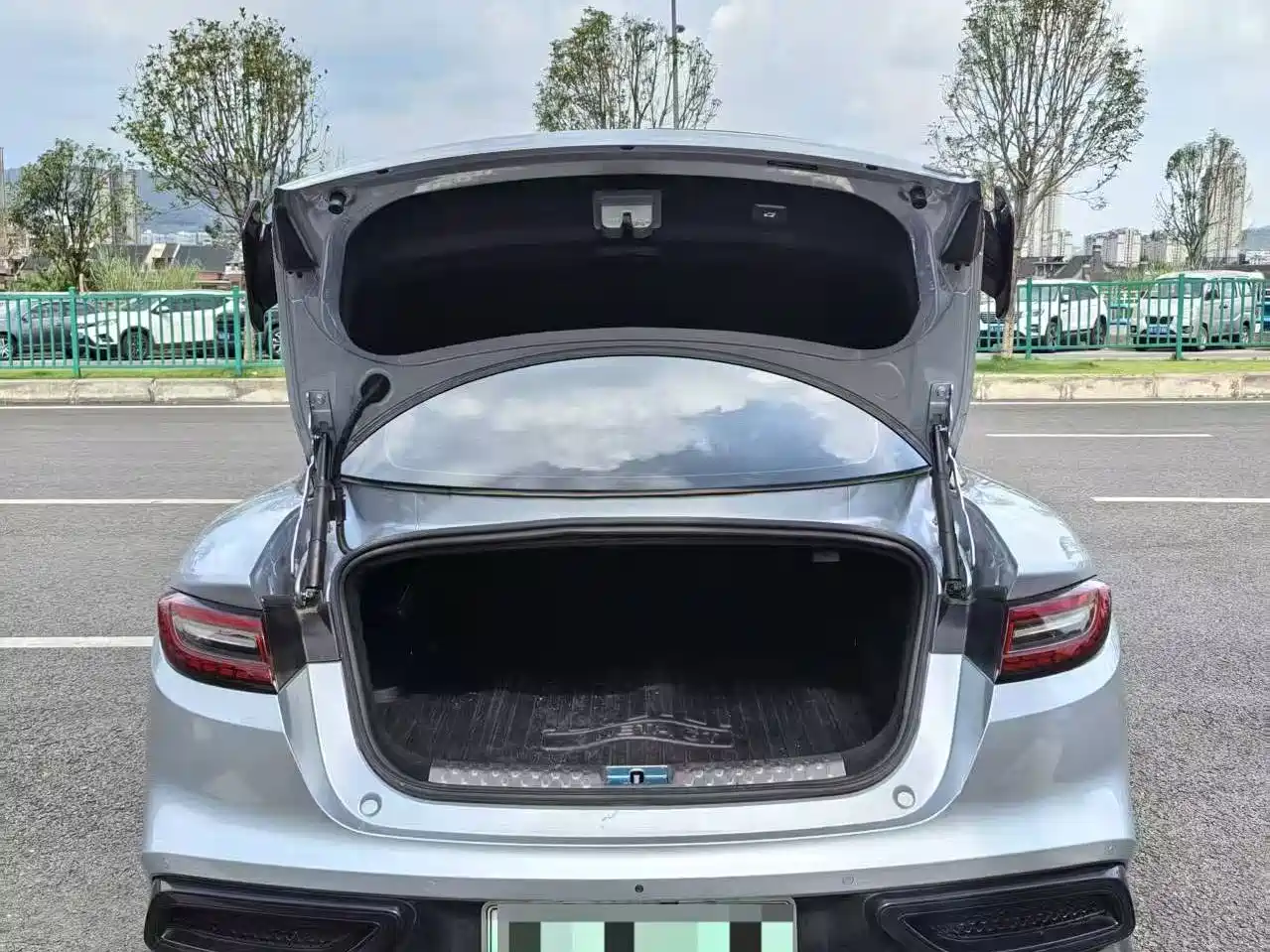 Nezha Auto Nezha GT 2023 2023 580 AWD Sport Edition