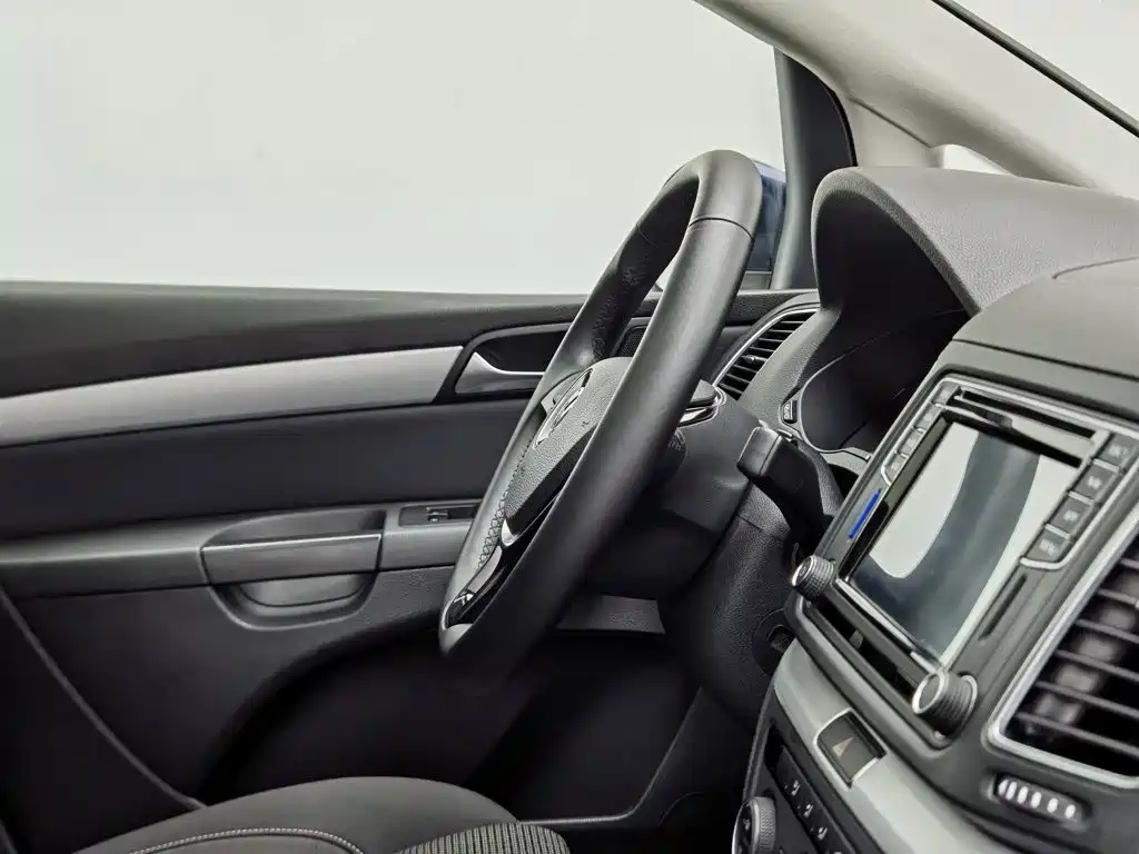 Volkswagen Sharan 2018 2018 Facelift 380TSI Comfort 7-Seater
