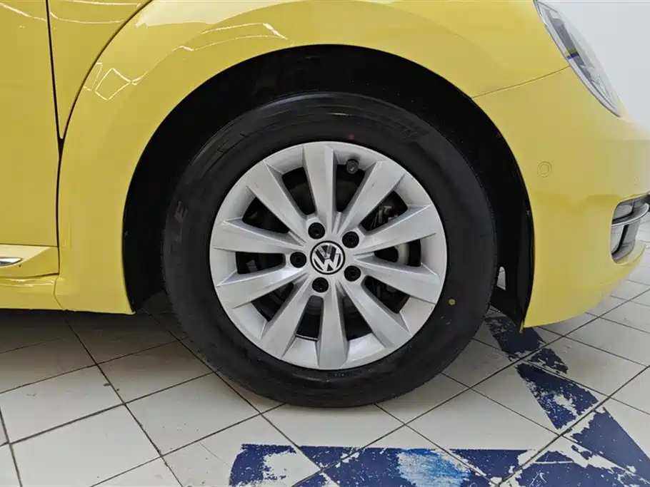 Volkswagen Beetle 2014 1.2TSI Fashion Edition фото 6