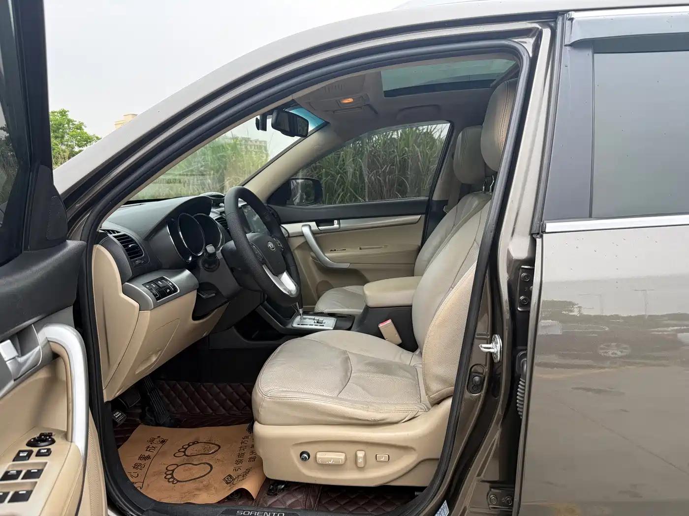 Kia Sorento 2009 2.4L Luxury Edition фото 8