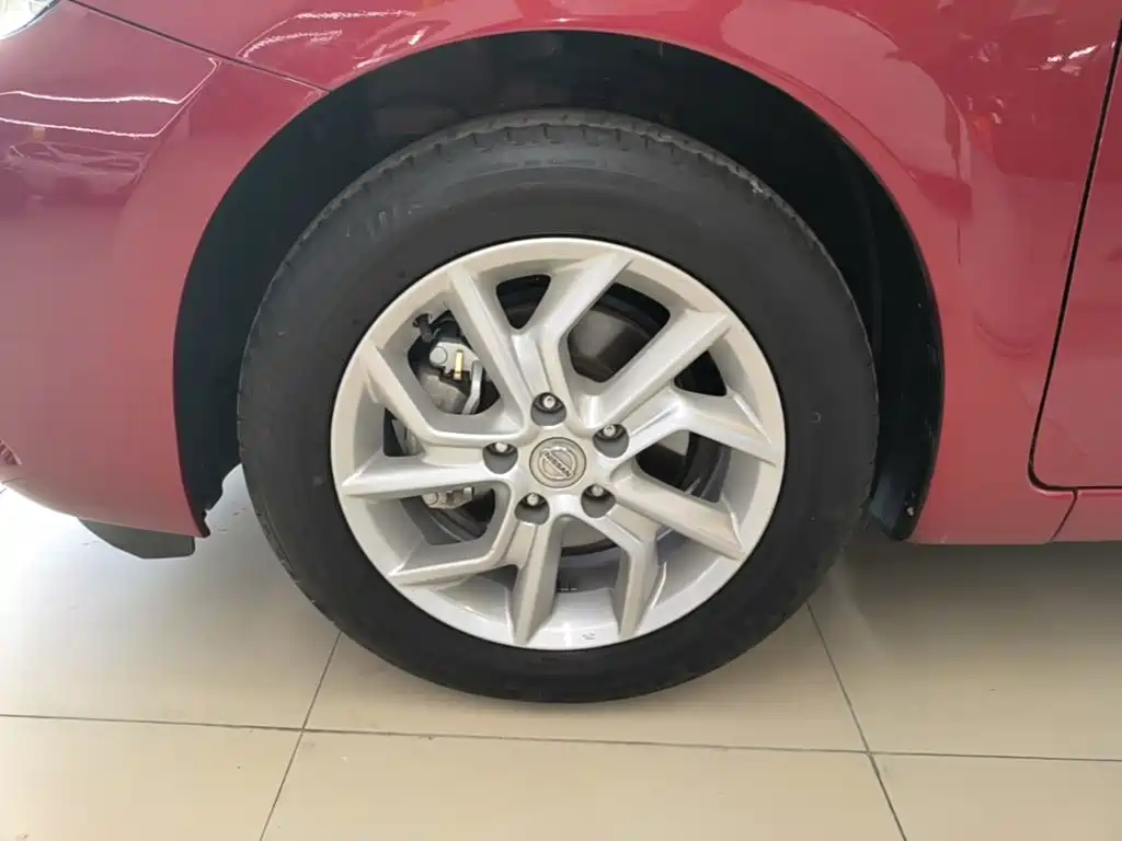 Nissan Tiida 2022 2021 1.6L CVT Cool Edition