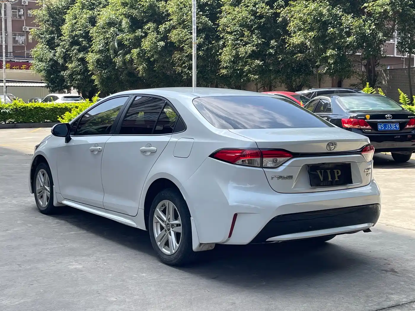 Toyota Levin 2021 185T CVT Luxury Edition фото 6