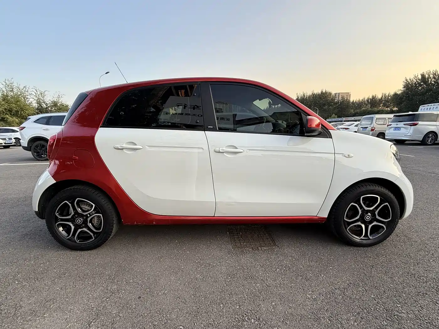 smart forfour 2016 2016 Model 0.9T 66kW Pioneer Edition