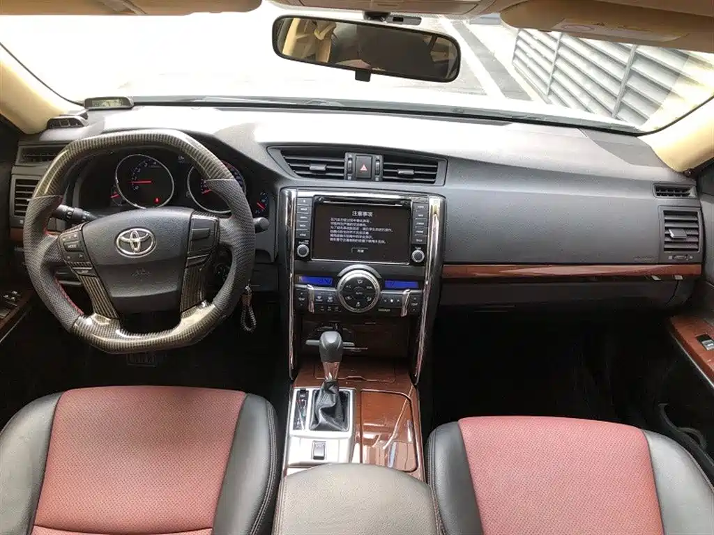 Toyota Reiz 2013 2.5S Elite Edition фото 6